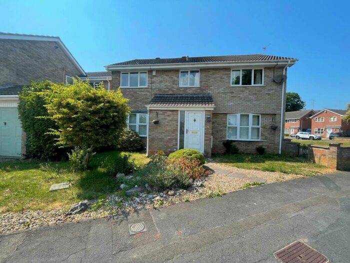 4 Bedroom House To Rent In Cornwallis Avenue, Weston-super-Mare, North Somerset, BS22