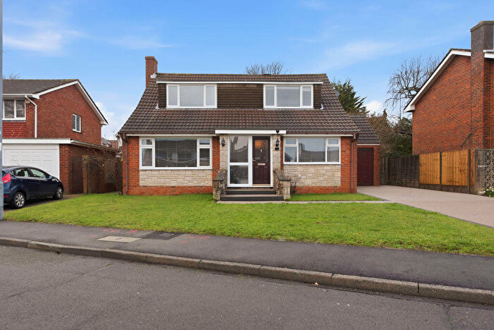 4 Bedroom Detached Bungalow For Sale In East Court, Drayton, PO6