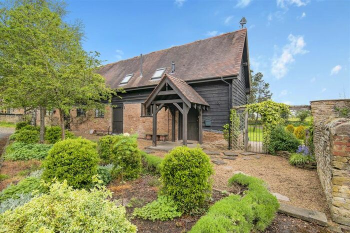 3 Bedroom Barn Conversion To Rent In Times Barn, Mantley Farm, Newent, GL18