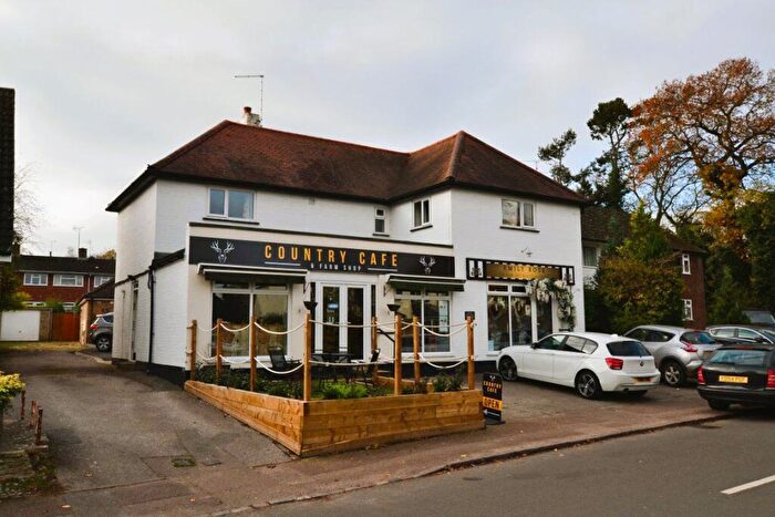 2 Bedroom Apartment To Rent In Watton At Stone, Hertfordshire, SG14