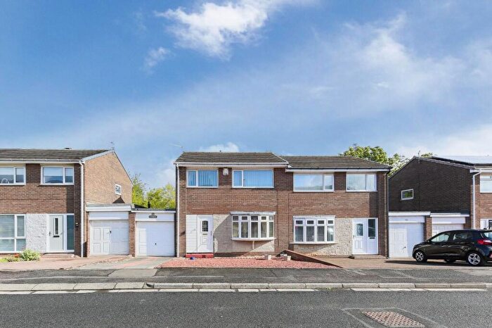 3 Bedroom House For Sale In Garth Sixteen, Killingworth, NE12