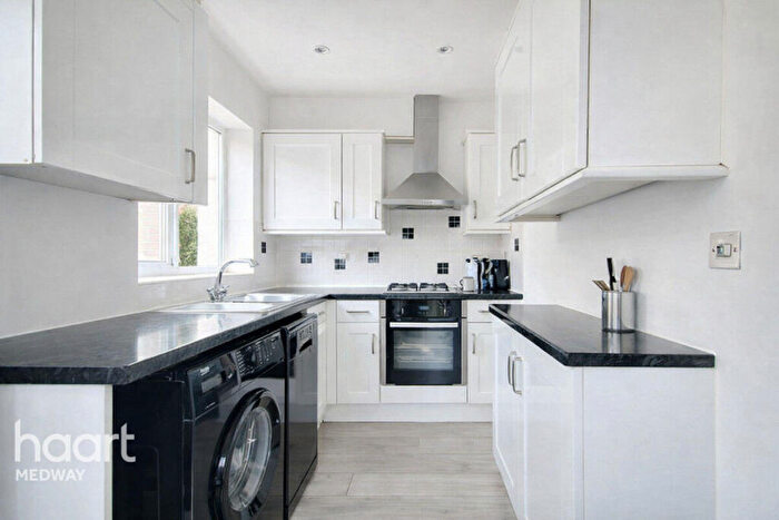 3 Bedroom Semi Detached House For Sale In Gun Lane, Rochester, ME2