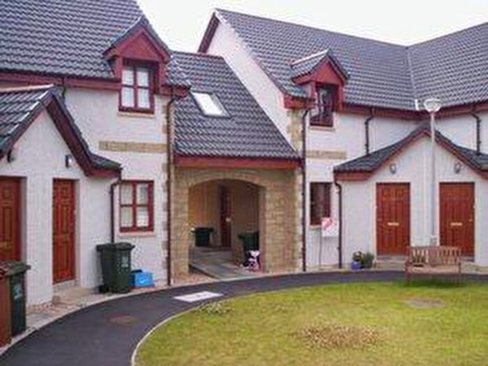 2 Bedroom Flat To Rent In Knockomie Rise, Forres, Moray, IV36