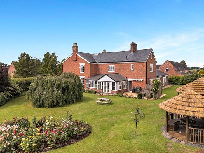 6 Bedroom Detached House For Sale In Wood Farm, Middlewich Road, Woolstanwood, Crewe, CW2