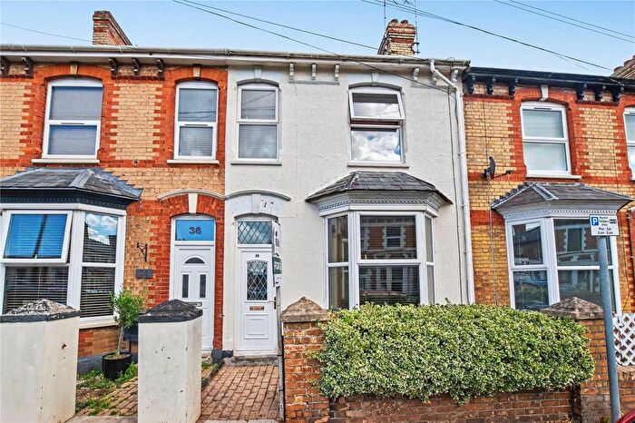 3 Bedroom Terraced House For Sale In Greenway Avenue, Taunton, Somerset, TA2