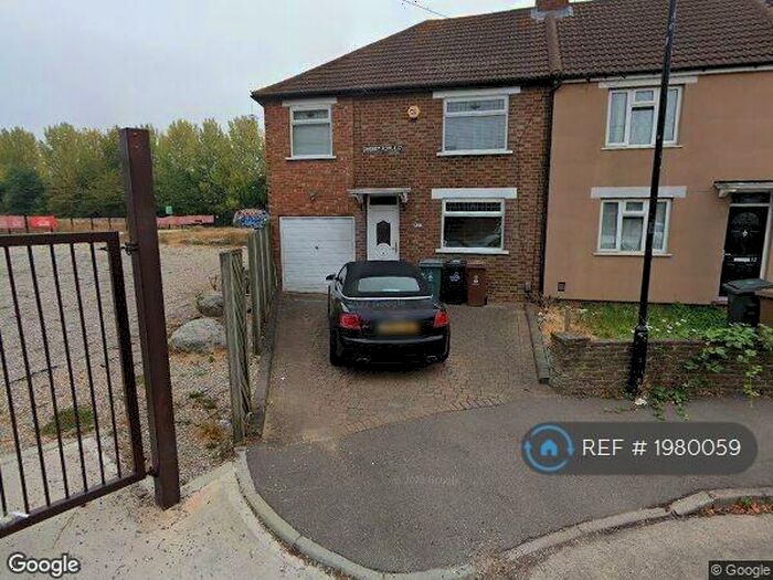 3 Bedroom Semi-Detached House To Rent In Cheney Row, London, E17