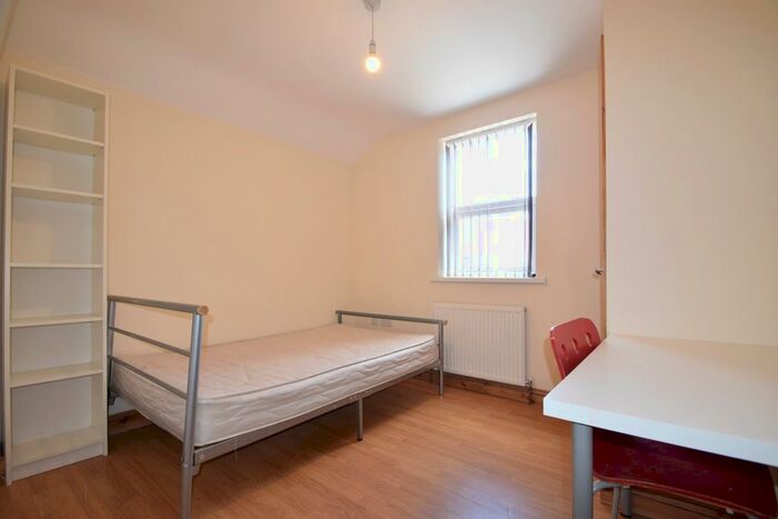 10 Bedroom Terraced House To Rent In Woodville Road, Cathays, CF24