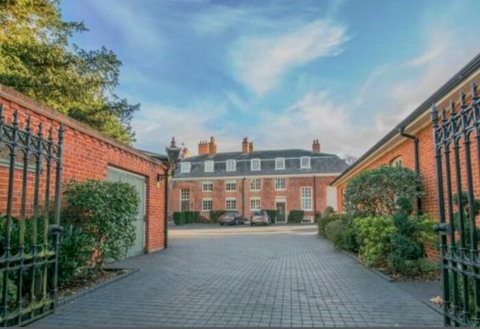 2 Bedroom Apartment To Rent In Balls Park, Hertford, SG13