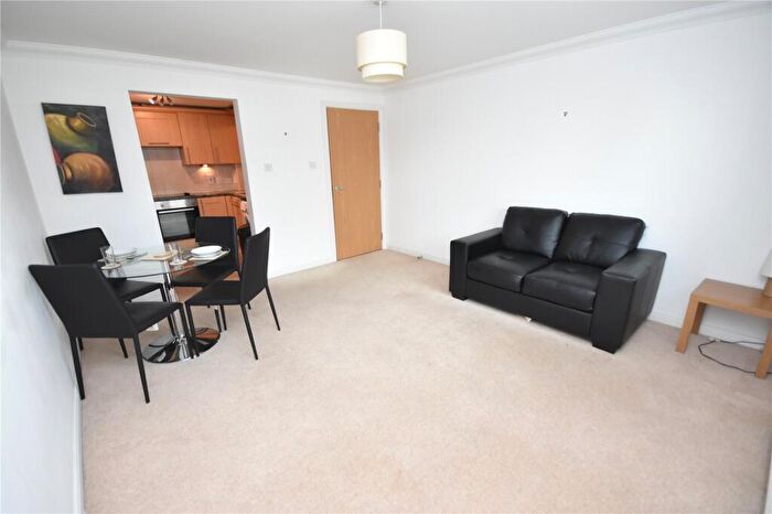 2 Bedroom Flat To Rent In Ashgrove Road, City Centre, Aberdeen, AB25