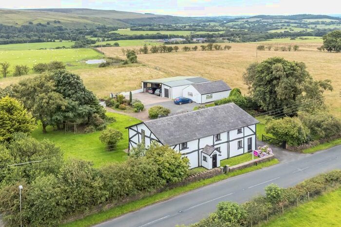 4 Bedroom Detached House For Sale In Harbour Lane, Wheelton, Chorley, PR6