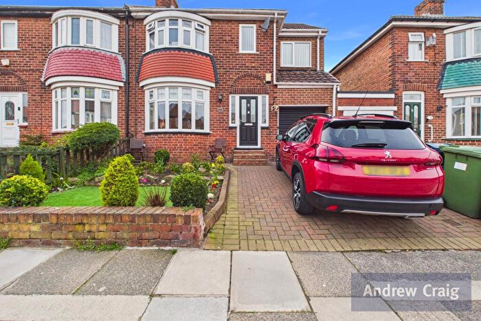 4 Bedroom Semi Detached House For Sale In Alston Crescent, Fulwell, SR6