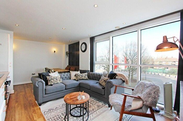 2 Bedroom Apartment For Sale In Seagull Lane, London, E16