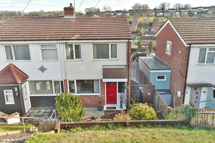 2 Bedroom Semi-Detached House For Sale In Sussex Drive, Walderslade, Chatham, Kent, ME5