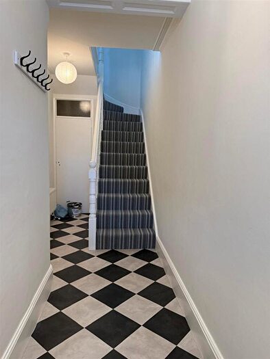 2 Bedroom Apartment To Rent In Market Place, Southwold, IP18