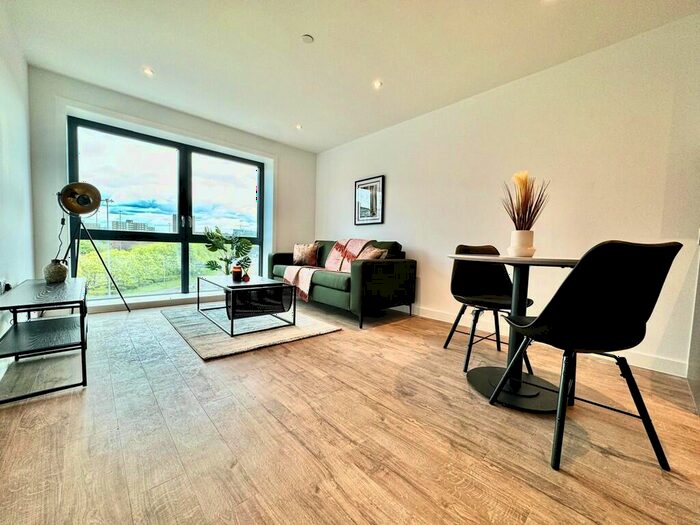 1 Bedroom Apartment To Rent In Saxton Lane, LS9