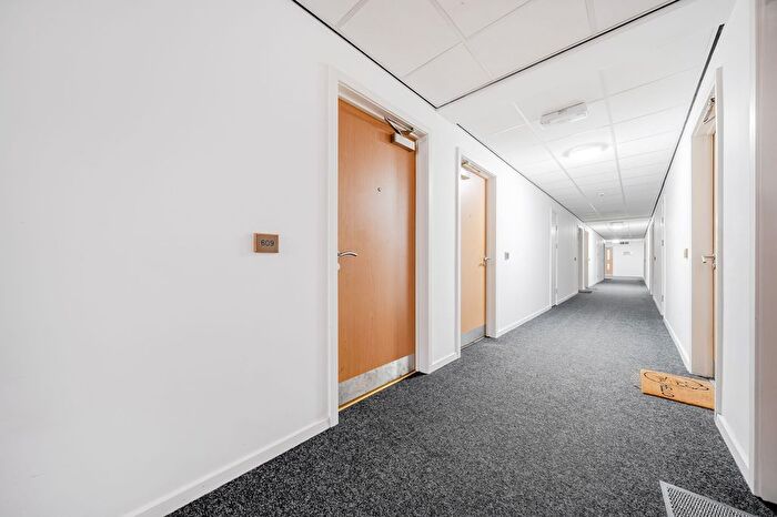 1 Bedroom Flat For Sale In Marco Island, Nottingham, NG1