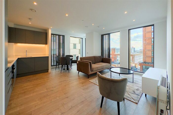 2 Bedroom Apartment To Rent In Victoria House, M4