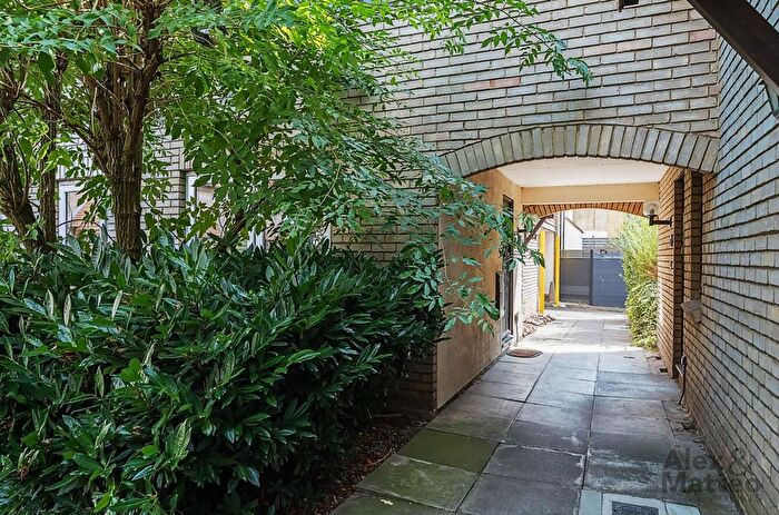 2 Bedroom Terraced House For Sale In Abbey Gardens, Bermondsey, SE16