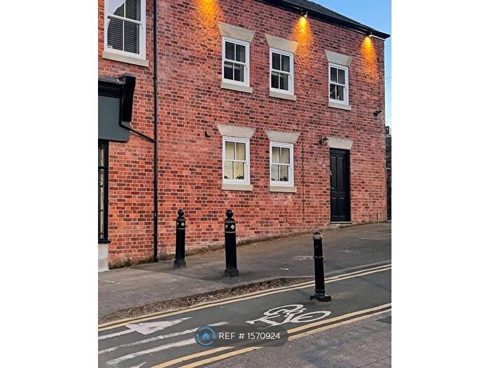 1 Bedroom Flat To Rent In Wellington Road South, Stockport, SK1