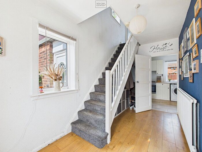 3 Bedroom Semi-detached House For Sale In Meadow Road, Clay Cross, S45