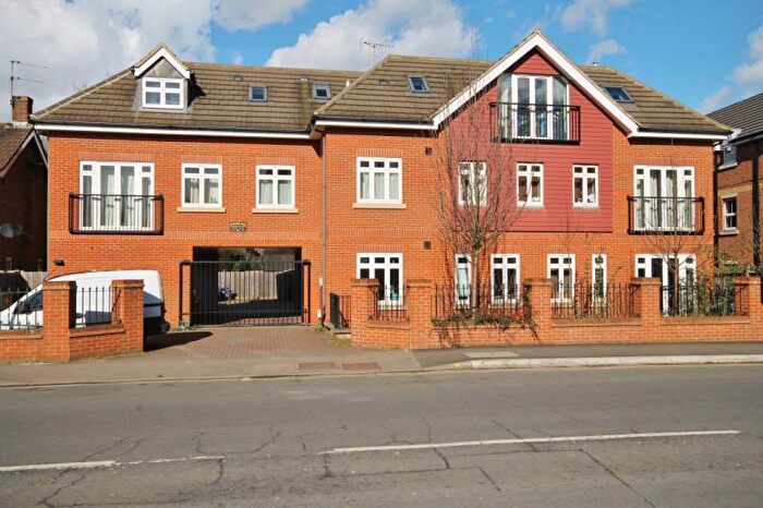 2 Bedroom Apartment To Rent In Goldsworth Road, Woking, Surrey, GU21