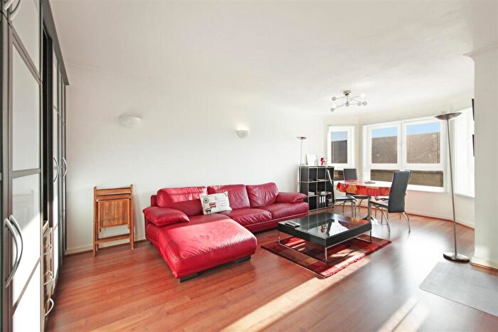 1 Bedroom Apartment To Rent In Hera Court, Homer Drive, London, E14