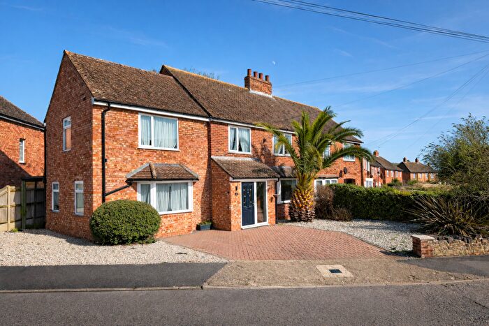 4 Bedroom Semi-Detached House For Sale In Burch Avenue, Sandwich, CT13