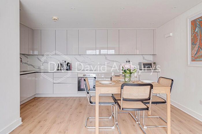 2 Bedroom Apartment To Rent In Britton Street, Clerkenwell, London, EC1M
