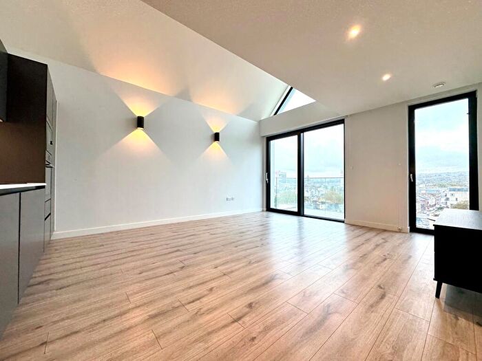 2 Bedroom Apartment To Rent In Circus Street, Brighton, BN2