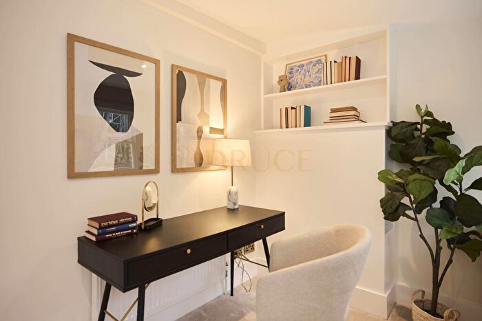 1 Bedroom Flat To Rent In Westgate Terrace, SW10