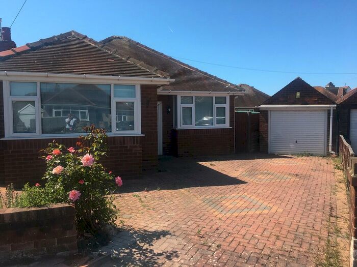 3 Bedroom Detached Bungalow To Rent In East Court, Thornton-Cleveleys, FY5