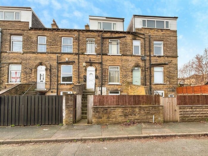 4 Bedroom Property For Sale In Grape Street, Allerton, Bradford, BD15