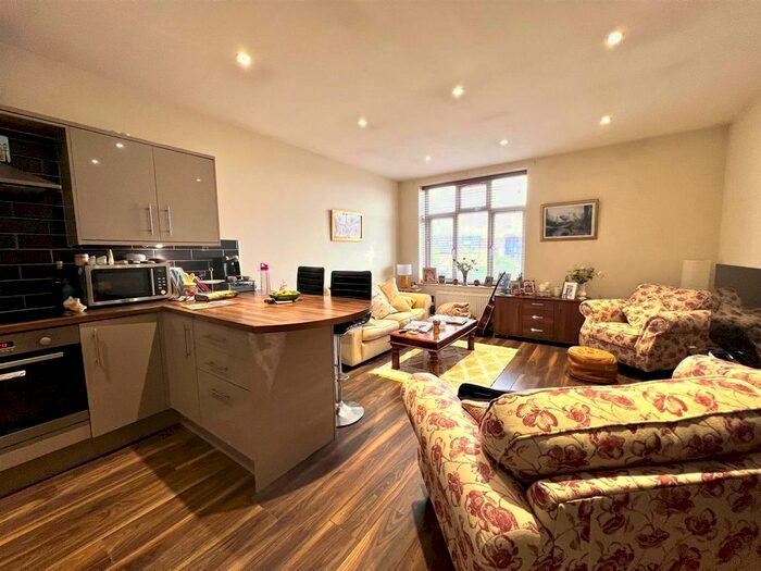 1 Bedroom Flat To Rent In York Road, Acomb, York, YO24