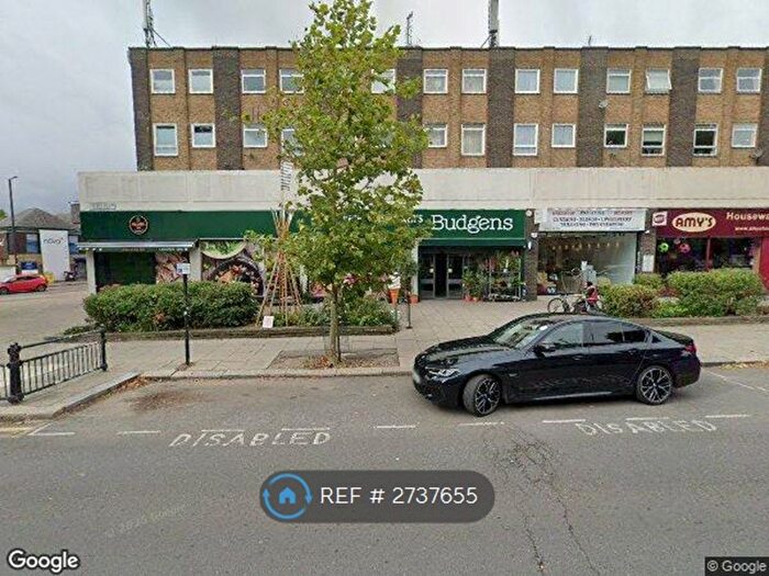 3 Bedroom Flat To Rent In East End Road, London, N2