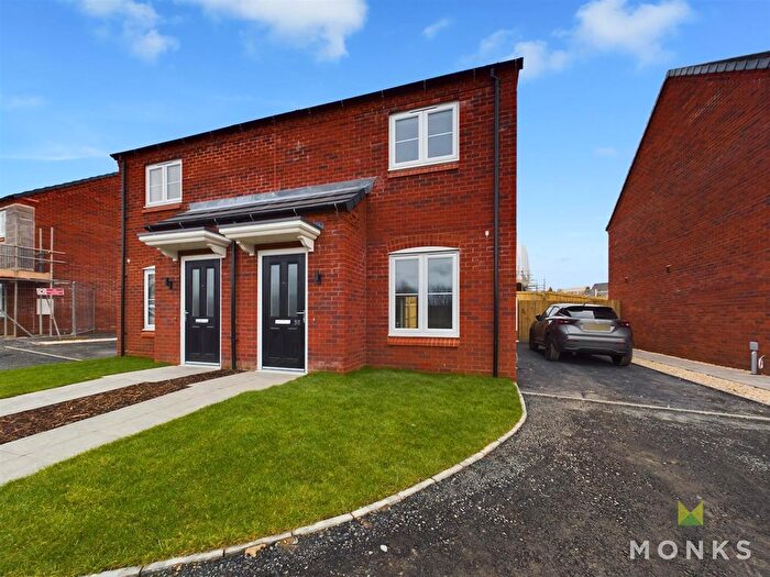 2 Bedroom Property For Sale In Kettlemere Close, Oakmere Ridge, Ellesmere, SY12
