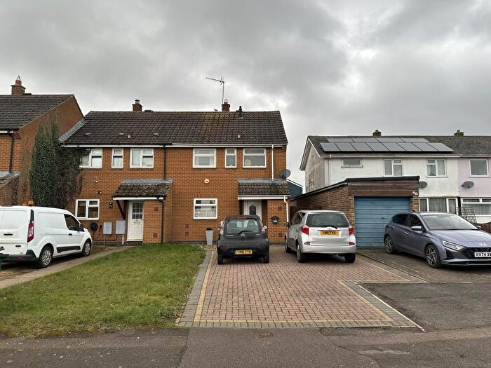 3 Bedroom End Of Terrace House To Rent In Danes Road, Bicester, OX26