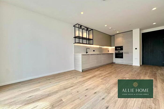 1 Bedroom Flat For Sale In London, E14