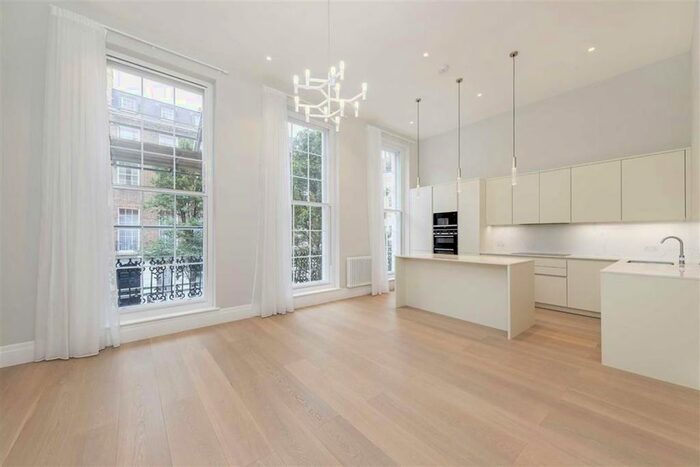 2 Bedroom Flat To Rent In Great Cumberland Place, London, W1H