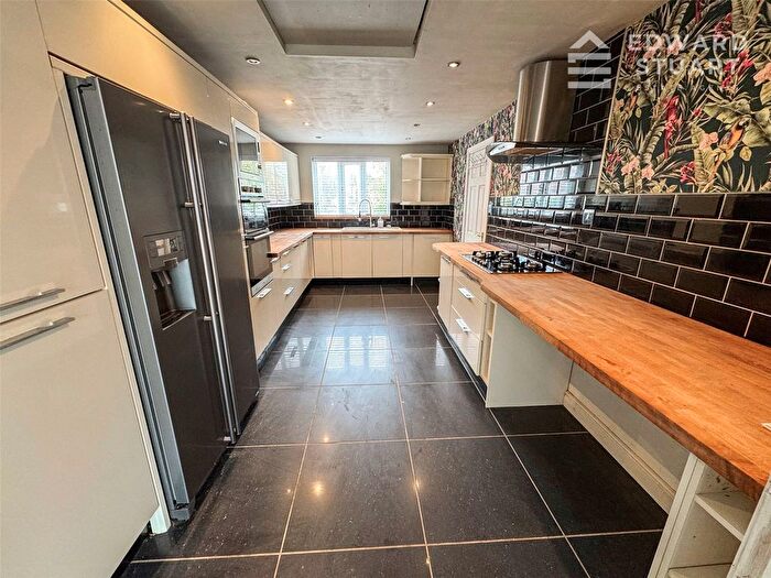 4 Bedroom Detached House For Sale In Langdyke, Peterborough, Cambridgeshire, PE1