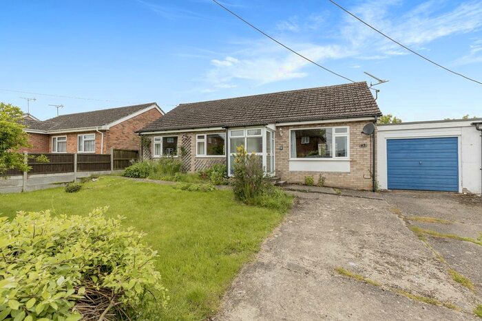 3 Bedroom Bungalow For Sale In Mill Lane, Carbrooke, Thetford, Norfolk, IP25