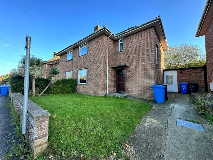 5 Bedroom Semi-Detached House To Rent In Wakefield Road, Norwich, NR5