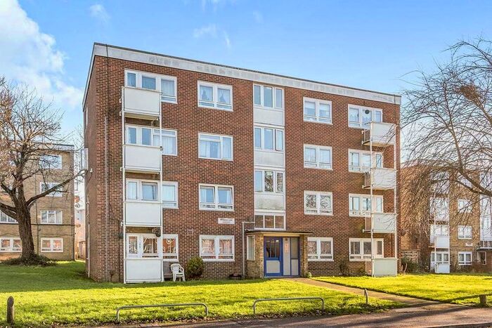 2 Bedroom Flat To Rent In Wimpson Lane, Southampton SO16