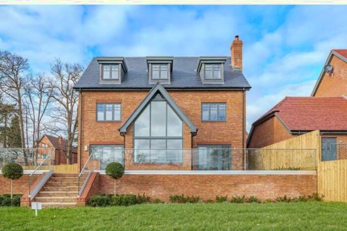 5 Bedroom Detached House To Rent In Holly Hill Drive, Ascot, SL5