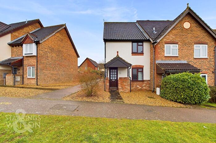 2 Bedroom End Of Terrace House To Rent In Pendlesham Rise, Taverham, NR8