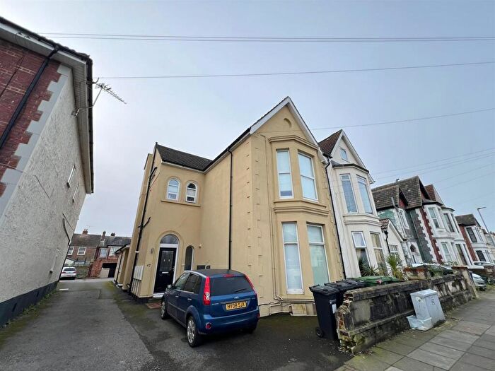 2 Bedroom Flat To Rent In Queens Road, Portsmouth, PO2