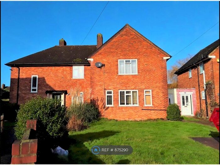 3 Bedroom Semi-Detached House To Rent In Monks Close, Ruislip HA4