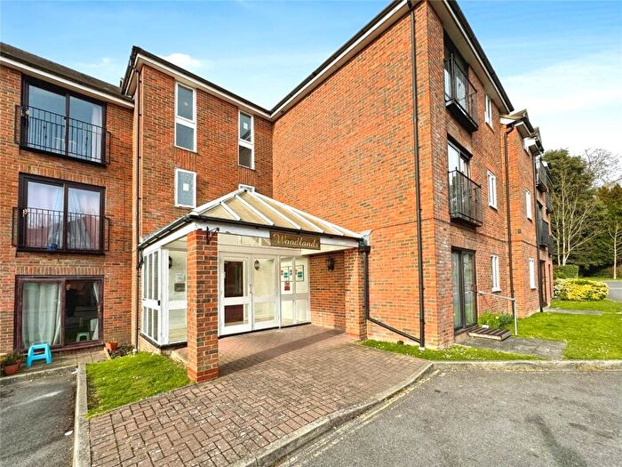 1 Bedroom Flat To Rent In Woodlands Way, Andover, Hampshire, SP10