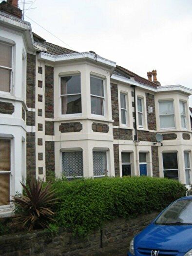 5 Bedroom Terraced House To Rent In Arley Park – Ref, BS6