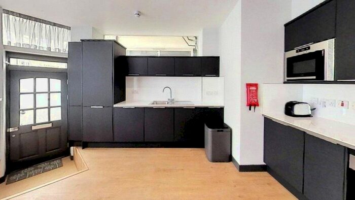 Studio To Rent In .Newlands Road, Norbury, SW16