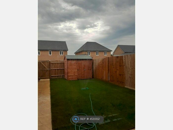 3 Bedroom Terraced House To Rent In Lavender Lane, Bedford, Bedfordshire, MK42